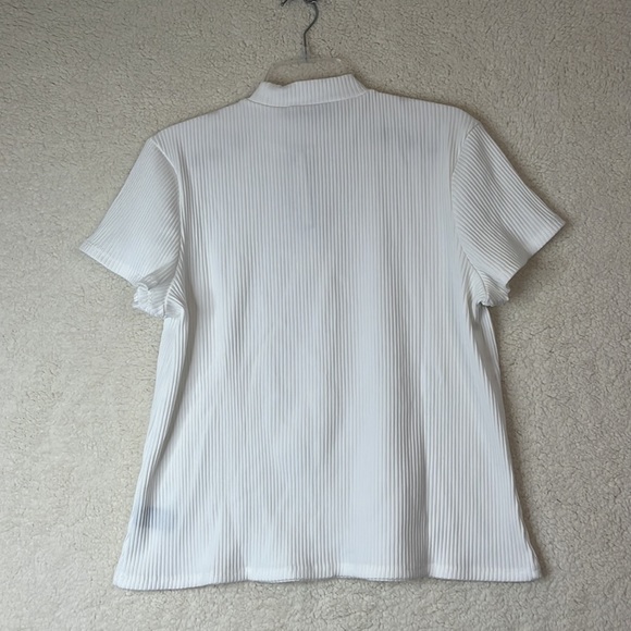 NWT Soncy Womens White Short Sleeve Top with Shoulder Grommets SIZE 0X PLUS SIZE - Picture 8 of 9
